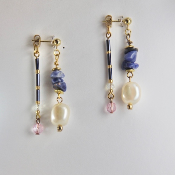 Lapis Lazuli and Pearl earring - Picture 1 of 1